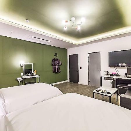 Chuncheon Hotel View Чхунчхон Экстерьер фото