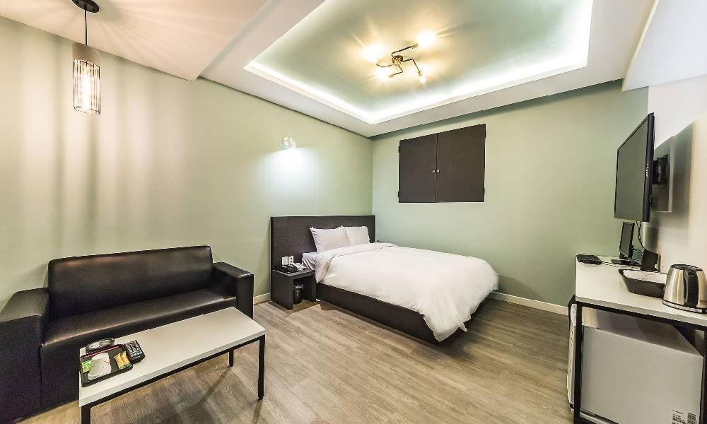 Chuncheon Hotel View Чхунчхон Экстерьер фото